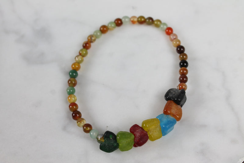 Bracelet Beads Verre Recyclé Pierres Semi-Précieuses - Assemblé au Québec